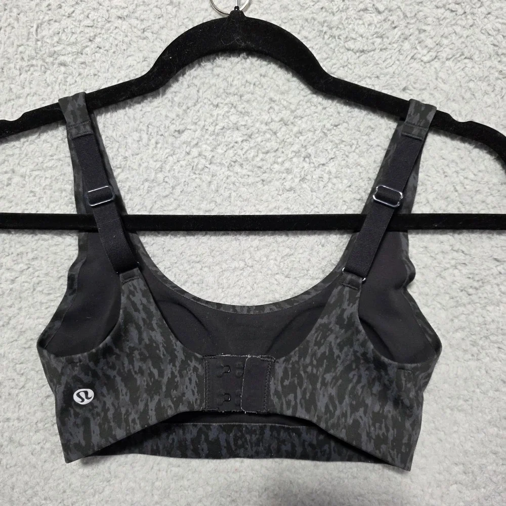 Lululemon Womens Sports Bra Animal‎ Print Size 2 A/B Adjustable Black